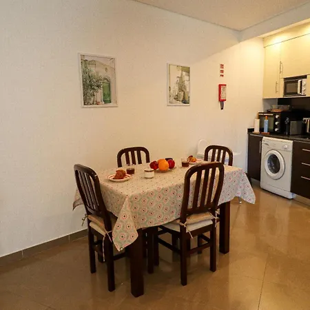 A 50 Metros Do Santuario De Apartment *