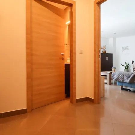 A 50 Metros Do Santuario De Apartment