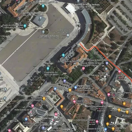 A 50 Metros Do Santuario De *