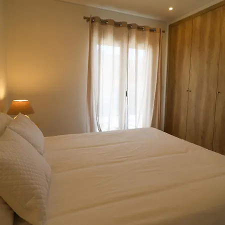 A 50 Metros Do Santuario De Apartment *