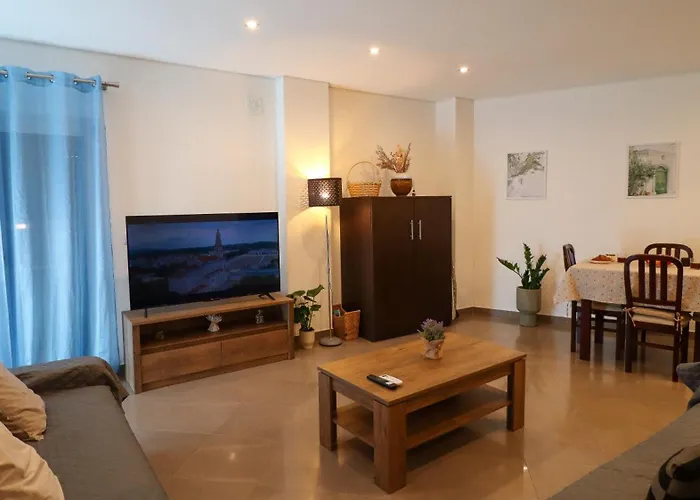 A 50 Metros Do Santuário De Apartamento *